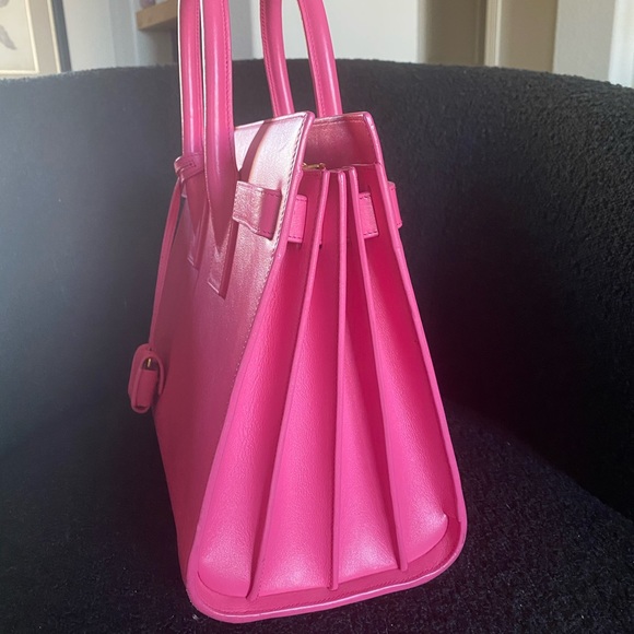 💗Saint Laurent Small Sac De Jour💗 - Picture 3 of 10